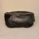 Bumbag i Bøffelskind - Custer Sort, bøffel, bøffellæder, læder, kraftigt, fedt, kvalitet, lækker, holdbar, flot, sporty, smart, cool, moderne, cross body, cross bag, bæltetaske, fanny pack, bumbag, på, over, brystet, hands free, campomaggi, dansk, design, italiensk, stærk, billig, rummelig, stor, pung, kortholder, biti, ribe, montana,