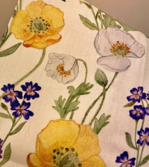 Viskestykke Bomuld med Tryk - Store Blomster, følfod, anemone, bellis, krokus, vilde, haven, natur, flora, biodiversitet, økosystemer, vild med vilje, gave, gaveide, nyttig, praktisk, sød, feminin, blomstret, køkken, tekstiler, madlavning, kok, bage, bager, bagedyst, biti, ribe, vadehavet