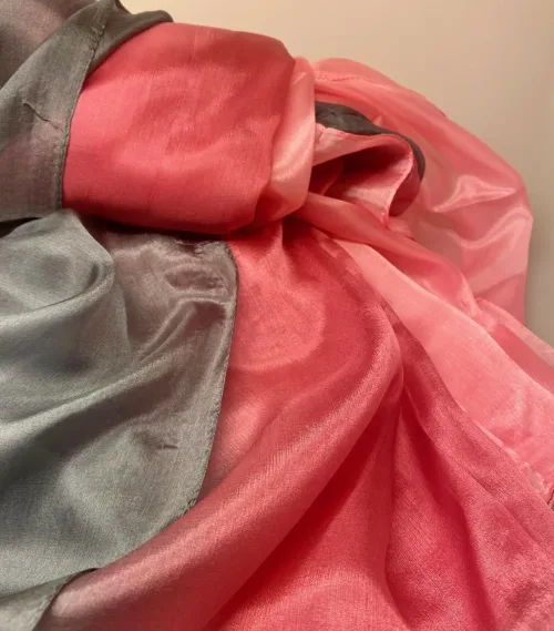 Silketørklæde Pongé 1804 XL - Grå Lyng Rosa, 1410, stort, volumeniøst, stola, let, tyndt, elegant, fest, tilbehør, accessoires, feminint, lækkert, natur, ren, silke, silketørklæde, silkestola, over, skuldrene, flot, kvalitet, billigt, tilbud, biti, ribe