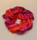 Twistet Silketørklæde 90112 Rød Pink Fuchsia, shanghai, pink, røde, fuchsia, hot, lilla, salto, pink, fuchsia, lyngfarvet, lilla, farvet, klare, farver, kulørt, glade, twistet, crash, snoet, plisseret, krøllet, crash, silke, ren, silketørklæde, sporty, elegant, lækkert, vasket, blødt, , nordisk, design, dansk, stiligt, lækkert, kvalitet, gave, gaveide, særlig, flot, smart, biti, ribe