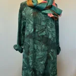 Batikbluse Maju - Let A-snit Lange Ærmer - Petrol, Diva, B32, bluse, kjortel, kofte, lang, løs, vidde, behagelig, mørk, tordenblå, flaskegrøn, midnatsblå, blækblå, petrol, petroleumsblå, petroleumsgrøn, elegant, mættede, farver, store, størrelser, rummelig, langærmet, brystvidde, glat, bomuld, batik, tryk, farvet, håndtrykt, bali, indonesien, biti, ribe, marimekko