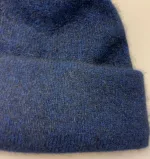 Possum Hue Dobbelt med Opslag - Navy, maritime, marineblå, mørkeblå, navy blue, klassisk, varm, possum, silke, merino, dobbelt, striket, strikhue, new zealand, blød, lun, lækker, kvalitet, unisex, super soft, noble wilde, skøn, luksus, cashmere, cashmir, biti, ribe, meleret, ensfarvet, gul, okker, sennep, sort sol, danmark, strik