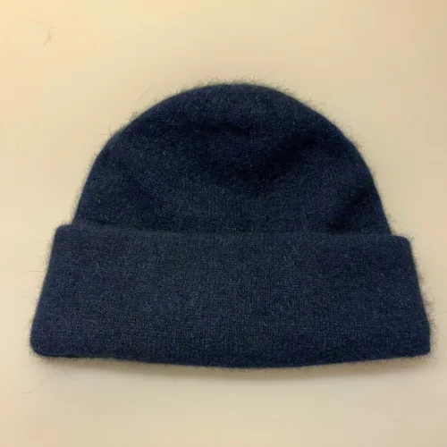 Possum Hue Dobbelt med Opslag - Navy, maritime, marineblå, mørkeblå, navy blue, klassisk, varm, possum, silke, merino, dobbelt, striket, strikhue, new zealand, blød, lun, lækker, kvalitet, unisex, super soft, noble wilde, skøn, luksus, cashmere, cashmir, biti, ribe, meleret, ensfarvet, gul, okker, sennep, sort sol, danmark, strik