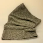 Possum Strikket Tube Tørklæde - Halsedisse Sand Grå, pumice, 631, possum, opossum, uld, tube, tubetørklæde, rør, hals, halsrør, strikket, perlestrik, let, lunt, smart, praktisk, til, børn, dmaer, mænd, piger, klassisk, luksus, lækker, kvalitet, halsedisse, halstørklæde, varmt, blødt, silke, merino, uldent, accessoires, tilbehør, design, new zealand, biti, ribe, marsken, får, vadehavet, nationalpark, vadehavs, lam,