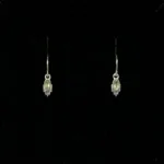 Sølv Ørenringe med Nefrit Bugleweed Mini, 10278-SB-7, nerif, jade, lysegrøn, muja, juma, my herritage, mini, petit, sten, ædelsten, ægte, sterling, sølv, øreringe, hænge, elegante, små, specielle, særlige, gave, kæreste, kærlighed, sølvbryllup, gaveide, ørenringe, med, sten, månesten, creol, smarte, stilige, stilede, biti, ribe, holland