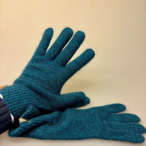Strikkede Fingervanter Possum Petrol, petroleumsfarvet, petrolblå, tui, noble, wilde, mix, meleret, fingerhandsker, strikhandsker, strikvanter, uldvanter, uldhandsker, luksus, cashmere, cashmir, angora, ekstra, bløde, lune, lækre, varme, damer, piger, flotte, luksus, kvalitet, new zealand, biti, ribe, vinter, tilbhør, out door, vadehavet, nationalpark, sort sol