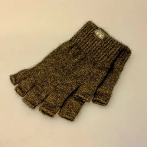Strikkede Vanter med Åbne Fingre Possum - Brun, kauri, køligbrun, diskret, stilig, muffedisser, håndledsvarmere, pulsvarmere, fingerløse, åbne, korte, figre, strik, strikvanter, arbejde, kontor, koldt, fingerfri, mobil, handsker, vanter, possum, angora, lune, bløde, lækre, holde, varmen, gave, gaveide, smarte, lækre, kvalitet, fine, biti, ribe, new zealand,