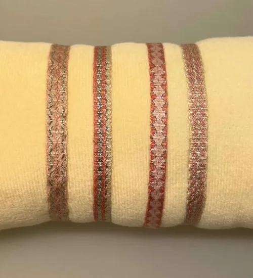 Vævet Armbånd Bredt - Rosa, MT60, lyserød, feminin, dame, pigearmbånd, konfirmandinde, sporty, fransk, leju, hollandsk, håndvævet, venskabsarmbånd, veninde, ven, holdbare, sporty, smukke, vævede, armbånd, smalt, regulerbart, til, piger, damer, kvinder, drenge, mænd, særligt, flot, sporty, cool, moderne, gave, gaveide, konfirmand, konfirmation, biti, ribe, design,