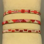 Vævet Armbånd Sead Beads 5 mm - Rød Rosa, Vævet Armbånd Sead Beads Mellem - Rød Rosa, 5 mm, BL3L, 01, smalt, rød, pink, lyserød, glade, farver, girly, sommerligt, indiansk, boho, hippie, samoa, unika, særlig, kærlighed, brud, morgengave, bryllup, gave, valentines, kæreste, forlovelse, feminint, sui ava, enamel, leju, vævet, håndvævet, fransk, holland, moderne, kunst, kunsthåndværk, one of a kind, kvalitet, holdbart, venskab, amulet, lykkebringende, smykke, flot, cool, lækkert, anni lu, biti, ribeds , japanske, sea beeds, miyuki, perler, glas, skinner, blanke, indiansk, håndlavet, feminint, sort, perlearmbånd,