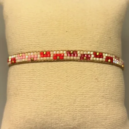 Vævet Armbånd Sead Beads 5 mm - Rød Rosa, Vævet Armbånd Sead Beads Mellem - Rød Rosa, 5 mm, BL3L, 01, smalt, rød, pink, lyserød, glade, farver, girly, sommerligt, indiansk, boho, hippie, samoa, unika, særlig, kærlighed, brud, morgengave, bryllup, gave, valentines, kæreste, forlovelse, feminint, sui ava, enamel, leju, vævet, håndvævet, fransk, holland, moderne, kunst, kunsthåndværk, one of a kind, kvalitet, holdbart, venskab, amulet, lykkebringende, smykke, flot, cool, lækkert, anni lu, biti, ribeds , japanske, sea beeds, miyuki, perler, glas, skinner, blanke, indiansk, håndlavet, feminint, sort, perlearmbånd,