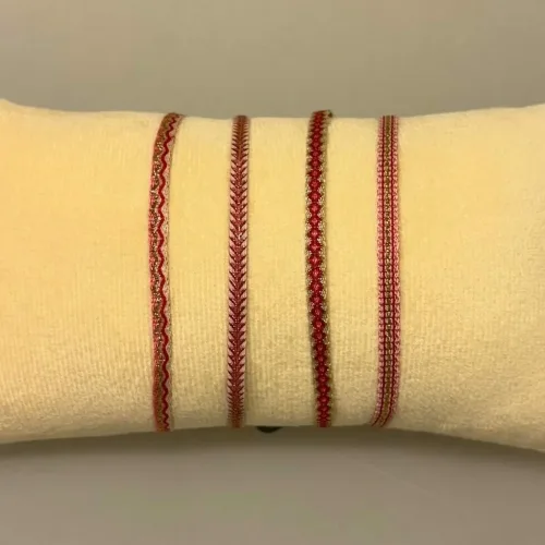 Vævet Armbånd Smalt - Blush, MT40, pack2, rød, rosa, bordeaux, fransk, leju, hollandsk, håndvævet, venskabsarmbånd, veninde, ven, holdbare, sporty, smukke, vævede, armbånd, smalt, regulerbart, til, piger, damer, kvinder, drenge, mænd, særligt, flot, sporty, cool, moderne, gave, gaveide, konfirmand, konfirmation, biti, ribe, design,