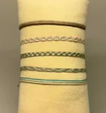 Vævet Armbånd Smalt - Light, MT40, pack 4, pastel, lyse, farver, sporty, fransk, leju, hollandsk, håndvævet, venskabsarmbånd, veninde, ven, holdbare, sporty, smukke, vævede, armbånd, smalt, regulerbart, til, piger, damer, kvinder, drenge, mænd, særligt, flot, sporty, cool, moderne, gave, gaveide, konfirmand, konfirmation, biti, ribe, design,