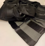 Silketørklæde Satin 1804 Mat Blank - Sort, firkantet, kvadratisk, stribet, stribevævet, ensfarvet, sort, tørklæde, silke, ren, ægte, silketørklæde, lady, like, kvalitet, eksklusiv, lækker, luksus, elegant, flot, moderne, charmeklud, biti, silkesatin, ribe,