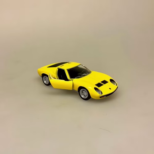 Modelbil Lamborghini Miura - Gul, knaldgul, racergul, gul bil, italiensk, sportsvogn, racerbil, formel 1, racer, løb, old school, retro, 1971, ældre, modelbil, modelbiler, samler, mobile, olds, lækker, strømlinet, kørekort, tillykke, nuy bil, 18 år, symbolsk, gave, drengerøv, drenge, drøm, benzin, i blodet, racerkører, original, kopi, model, biti, ribe, le mans