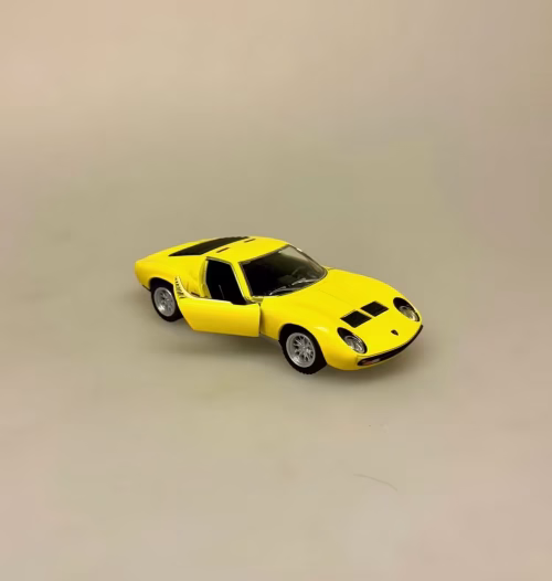 Modelbil Lamborghini Miura - Gul, knaldgul, racergul, gul bil, italiensk, sportsvogn, racerbil, formel 1, racer, løb, old school, retro, 1971, ældre, modelbil, modelbiler, samler, mobile, olds, lækker, strømlinet, kørekort, tillykke, nuy bil, 18 år, symbolsk, gave, drengerøv, drenge, drøm, benzin, i blodet, racerkører, original, kopi, model, biti, ribe, le mans