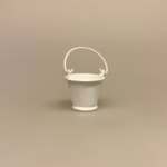 Miniature Spand Hvid, emalje, hvid, gulvspand, mælkespand, emalje, landbrug, gulvvask, fisketur, 1:12, ,mini, miniature, biti, ribe, nisser, nissetilbehør, nisseting, dukkehus, ting, tilbehør,