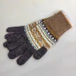 Eribé Strikkede Fingervanter Koks Brun Gylden, hazel, grace, strikvanter, strikkede, strikhandsker, tynde, varme, ren, uld, uldne, mønster, mønsterstrikkede, skotske, skotland, eribe, smukke, særlige, kvalitet, flotte, lækre, uldhandsker, alloa, gloves, winter, vinterhandsker, praktiske, elegante, gave, gaveide, accessoires, tilbehør, handsker, vanter, brune, sorte, grå, dæmpede, diskrete, klassiske, biti, ribe