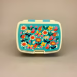 Madkasse med Indsats og Klemme - Blomster og Sommerfugle, madkasse, frokost, frokostpause, skole, børnehave, job, arbejde, børn, voksne, glad, fin, sød, glad, medbragt, mad, middag, pause, snacks, lunch, picnic, skovtur, gave, gaveide, nyt, skolestart, rex london, natur, blomster, biti, ribe, særlig, bio