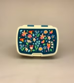 Madkasse med Indsats og Klemme - Blomster og Feer, alfer, eventyr, fantasi, madkasse, frokost, frokostpause, skole, børnehave, job, arbejde, børn, voksne, glad, fin, sød, glad, medbragt, mad, middag, pause, snacks, lunch, picnic, skovtur, gave, gaveide, nyt, skolestart, rex london, natur, blomster, biti, ribe, særlig, bio