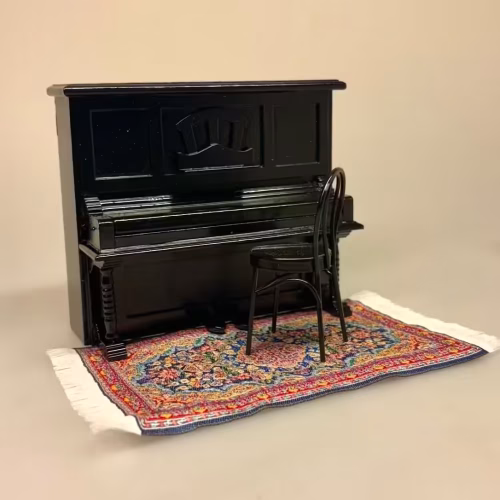 Miniature Klaver Opret Sort, piano, klaver, instrument, Miniature Gulvtæppe - Blåt og Rødt Ægte, 6849, flyvende, tæppe, hodja, pjort, persisk, tyrkisk, iransk, gulvtæppe, dukkehus, tilbehør, interiør, ting, til, dukkehustæppe, nisser, nisseting, nissedør, nissetilbehør, nissehus, nissebo, jul, miniatyre, miniature, mini, ægte, birgitte, frigast, biti, ribe, elegant, upstairs, downstairs, adel, borgerligt, sjov, sangskjuler, symbolsk, gave, gavekort, penge,