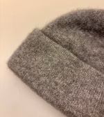 Possum Hue Dobbelt med Opslag - Grå, ombuk, opbuk, let, varm, blød, lun, super, soft, cashmere, herrehue, herrr, mænd, damer, damehue, hue, hat, strikhue, strikhat, strikket, fint, kvalitet, lækker, skøn, smart, eksklusiv, særlig, new zealand, biti, ribe, sort,sol, vadehavet, shale, 817