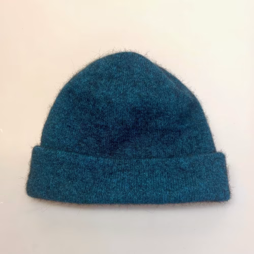 Possum Hue Dobbelt med Opslag - Petrol, tui, 292, varm, blød, lun, super, soft, cashmere, herrehue, herrr, mænd, damer, damehue, hue, hat, strikhue, strikhat, strikket, fint, kvalitet, lækker, skøn, smart, eksklusiv, særlig, new zealand, biti, ribe, sort,sol, vadehavet,