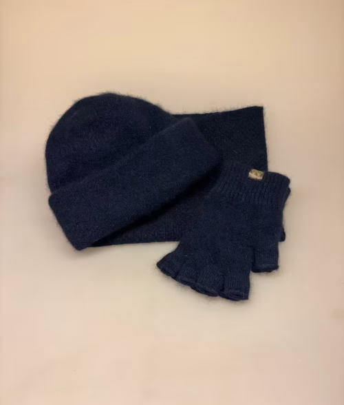 Strikkede Vanter med Åbne Fingre Possum - Navy, Possum Hue Dobbelt med Opslag - Navy, Possum Hue Dobbelt med Opslag - Navy, Possum Strikket Tube Tørklæde - Possum Strikket Tube Tørklæde - Halsedisse Navy, mørkeblå, marineblå, midnatsbå, meleret, farvespil, luksus, eksklusiv, maritime