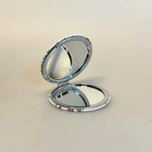 Rundt Spejl med Blomster og Sommerfugle, lommespejl, foldespejl, taskespejl, rundt, sødt, makeup, sminke, vain, kosmetik, gave, lille, gaveide, natur, flora, insekter, bio, diversitet, vild med vilje, natur, biologi, feminint, sødt, isabelle rose, biti, ribe, vadehavet, IR MIR 3, meadow