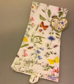 Viskestykke Bomuld med Blomster Bier og Sommerfugle, citronsommerfugl, honningbi, biodiversitet, insekter, bier, vild med vilje, natur, køkken, madlavning, bagning, opvask, gave, gavedie, fauna, flora, biti, ribe, isabelle, rose