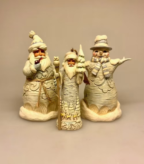 V, Jim Shore Heartwood Creek - 14 cm Lille Snemand Birk med Sne, birketræ,