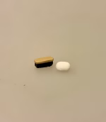 Miniature Børste & Sæbe, 8550, 5824c, skurebørste, neglebørste, hygiejne, 1:12, håndvask, sæbe, håndsæbe, sæbebar, nisser, nisseting, nissetilbehør, nissedør, nissehus, dukkehus, jul i, dukkehusting, dukkehustilbehør, badeværelse, symbolsk, gave, sang, sjov, grøntsagsbørste, skobørste, skopudser, rengøring, biti, ribe