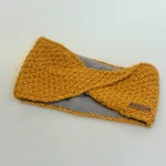 Pandebånd Uld med Foer - Birsi Karry, brunt, sennepsgult, camel, birsi, headband, oatmeal, lysegrå, beige, sandfarvet, lyst, smart, kryds, pandebånd, foret, kradser ikke, vindtæt, vindstopper, fleece, blødt, smart, feminint, farvet, fint, håndstrikket, ørevarmere, bitii, ribe, nepal,