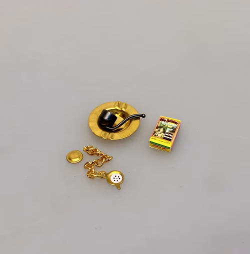 Long distance, Kun Én af Hver - Miniature Cigaretter, Askebæger og Pibe, lommeur, mønt, urkæde, 3190, 3207,