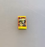 Long distance, Kun Én af Hver - Miniature Cigaretter, Askebæger og Pibe, lommeur, mønt, urkæde, 3190, 3207,