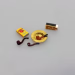 Kun Én af Hver - Miniature Rygesæt Dan Patch, askebæger, 3207, piber, pibesæt, 2620, ryger, tobak, piberyger, rygerum, rygepause, konfirmation, konfirmand, sjov, tale, sang, sangskjuler, symbolsk, rygestop, brunt værtshus, miniature, dukkehus, ting, til, tilbehør, nisser, nisseting, nissetilbehør, jul, i, dukkehusting, dukkehustilbehør, bryllup, biti, ribe