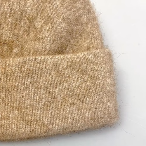 Possum Hue Dobbelt med Opslag - Beige, 645, oyster, camel, lysebrun, fluffy, blød, ekstrasoft, damehue, hat, strikhue, strikhat, strikket, let, lun, varm, blød, elegant, luksus, flot, klassisk, dobbeltstrikket, smart, luksus, kvalitet, cashmere, cashmir, biti, ribe, sort sol, vadehavet, out door, accessoires, tilbehør, vinter, efterår, new zealand
