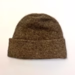 Possum Hue Dobbelt med Opslag - Brun, kauri, 472, mørkebrun, brun, meleret, sort, soft, cashmere, cashmir, silke, ensfarvet, farvespil, unisex, til, herrer, damer, mænd, piger, varm, damehue, hat, strikhue, strikhat, strikket, let, lun, varm, blød, elegant, luksus, flot, klassisk, dobbeltstrikket, smart, luksus, kvalitet, cashmere, cashmir, biti, ribe, sort sol, vadehavet, out door, accessoires, tilbehør, vinter, efterår, new zealand, herrehue,