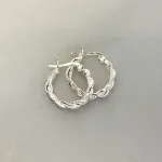 Creoler i Sølv Ø 16 mm Hoops Dobbelt Snoede Lyse, sø 1016, tykke, kraftige, twistet, snoninger, femin, chunky, cool, små, moderne, boho, stilige, stil, elegante, flotte, særlige, smarte, øreringe, hoops, creoler, øreringe, ægte, ren, sølv, sterling, smykker, stine a, jane kønig, pico, maanesten, biti, ribe, holdbare, nikkelfri,