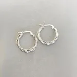 Creoler i Sølv Ø 16 mm Hoops Dobbelt Snoede Lyse, sø 1016, tykke, kraftige, twistet, snoninger, femin, chunky, cool, små, moderne, boho, stilige, stil, elegante, flotte, særlige, smarte, øreringe, hoops, creoler, øreringe, ægte, ren, sølv, sterling, smykker, stine a, jane kønig, pico, maanesten, biti, ribe, holdbare, nikkelfri,