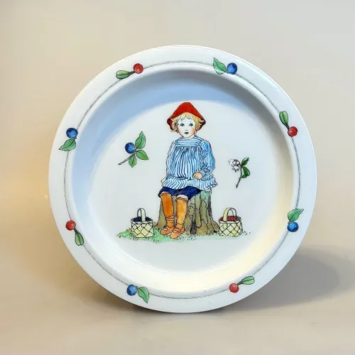 Elsa Beskow Flad Tallerken - Putte i Blåbærskoven, Elsa Beskow Gaveæske Service - Putte i Blåbærskoven,