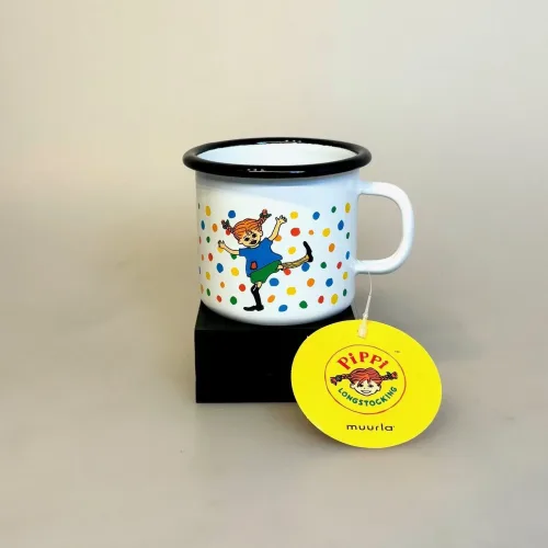Pippi Langstrømpe Metal Krus 25 ml - Hopsa, hoppsan, 05, prikker, muurla, emalje, kop, krus, out door, pic nic, skovtur, sjovt, fint, lækkert, kvalitet, børn, voksne, gave, gaveide, pippi, langstrømpe, ting, med, 1404, biti, ribe, dansk, svensk, design, astrid lindgren, eventyr, historier, 2,5 dl
