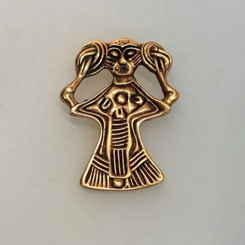 Viking Vedhæng i bronze - Freja stor, Viking Vedhæng i bronze - Freja, kærlighedsgudinde, frugtbarhed, amulet, vedhæng, kvinde, feminini, fletninger, flettet hår, bronze, vikingesmykke, aser, gudinde, asatro, fund, original, ægte, gylden, smykke, vikingesmykker, museumssmykker, udgravninger, odin, biti, ribe