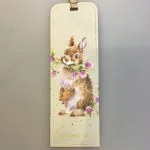 Bogmærke Karton med Kanin, vilde kaniner, rabbit, bm 032, kløver, rødkløver, wrendale, marsvin, kæledyr, hamster, mus, løvehoved, dansk, danmarks, fauna, dyreliv, vild natur, wrendale, bogmærke, læsehest, elsker bøger, gavekort, til bøger, boggave, æseløre, gaveide, naturen, biti, ribe,