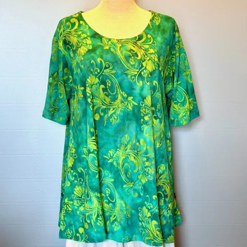 Jersey Bluse i A-facon - Swang Grøn Jade, grün 12, smaragd, krummelurer, petrol, Diva, lang, a-snit, a-facon, løs, vidde, blød, rejse, krølfri, natur, bomuld, jersey, flot, marimekko, tryk, håndtrykt, batik, farve, koloreret, voks, Diva, korte, ærmer, luftig, smart, store, piger, størrelser, curvy, plus, size, kvalitet, holdbar, lækker, biti, ribe