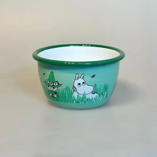 Mumi Metal Skål 3 dl - Mumi Sniff og Mumrik, boys, grøn, muurla, mumi, mumitroldene, finsk, finland, eventyr, børneservice, børneskål, børnetallerken, drenge, mumrik, sniff, venner, emalje, emaljeskål, emaljeret, bålbad, morgenmadsskål, morgenmadstallerken, mumiskål, mumiting, lækker, smart, praktisk, biti, ribe