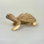 Skildpadde - Håndskåret af Træ, træskildpadde, pilskadde, træfigur, trædyr, håndskåret, håndlavet, træskærearbejde, turtoise, turtle, figur, kunst, kunsthåndværk, biti, ribe