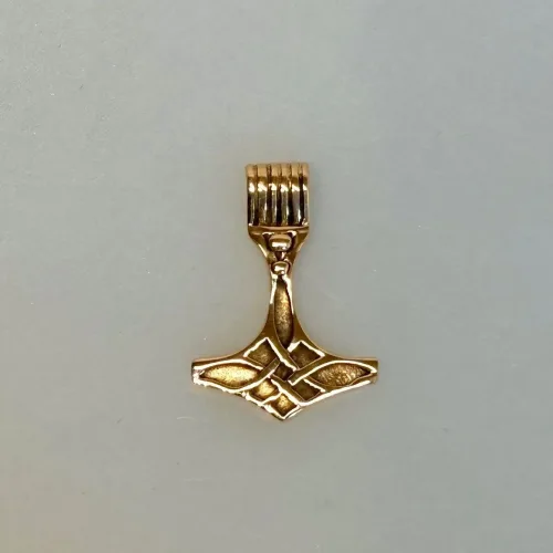 Vikingevedhæng i Bronze - Thorshammer med Keltisk Flet, lille, kd, bra, 233, mjølner, keltisk flet, smal, evigheden, mjølner, thorshammer, vedhæng,smykke, bronze, vikingesmykke, vikinger, gamle, guder, museums, museumssmykker, nordiske, guder, aser, asgaard, kopi, vikingekopi, udgravninger, gylden, bronze, halskæde, gaveide, maskulin, til mænd, til drenge, herre, flad, ægte, original, speciel, amulet, biti, ribe