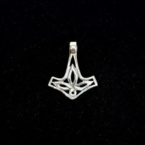 Vikingevedhæng i Sølv Thorshammer Åben, sv 529, let, feminin, drenge, piger, damer, lilje, gennembrudt, ægte, sterling sølv, 925, mjølner, thor, hammer, sølvvedhæng, vikinger, fund, kopi, museumssmykker, gamle, guder, vikingesmykker, aser, tordengud, styrke, amulet, gave, drengesmykke, konfirmation, biti, ribe