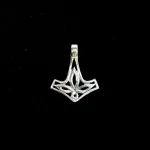 Vikingevedhæng i Sølv Thorshammer Åben, sv 529, let, feminin, drenge, piger, damer, lilje, gennembrudt, ægte, sterling sølv, 925, mjølner, thor, hammer, sølvvedhæng, vikinger, fund, kopi, museumssmykker, gamle, guder, vikingesmykker, aser, tordengud, styrke, amulet, gave, drengesmykke, konfirmation, biti, ribe