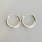 Creoler i Sølv Ø 25 mm Glatte Hoops 4 mm, sø4025, tykke, chunky, kraftige, glatte, lys, sølv, ægte, sterling, sølvøreringe, hoops, creoler, ringe, runde, flotte, lækre, kvalitet, moderne, nice, dansk, design, jane kønig, tilbud, udsalg, value for money, biti, ribe,